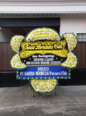 Papan Bunga Duka di Kepulauan Botanglomang